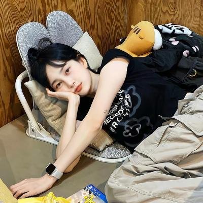 蓬门玉女金龟婿